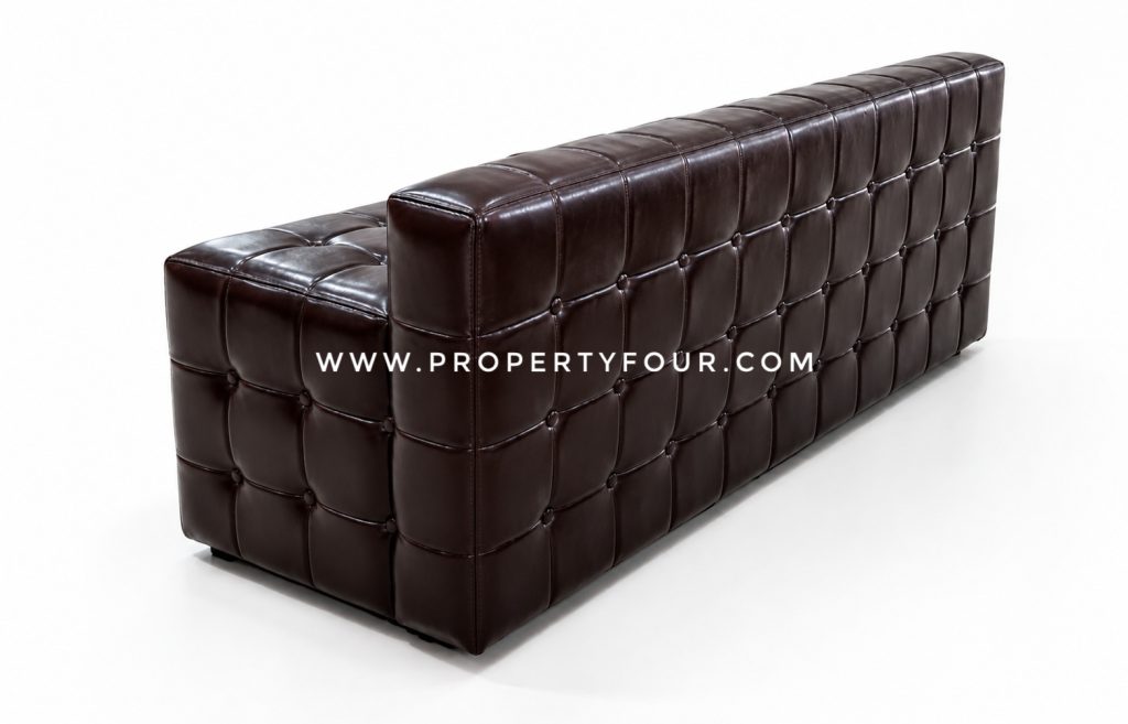 Sofa custom lounge di ruang pelayanan Kantor Pajak Pratama Menteng 2 hasil produksi Propertyfour.